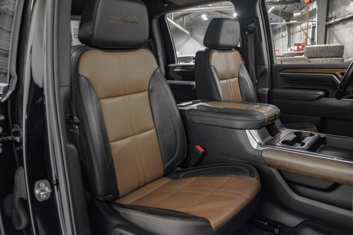 Used 2024 Chevrolet Silverado 2500 High Country w/ High Country Premium Package image 34