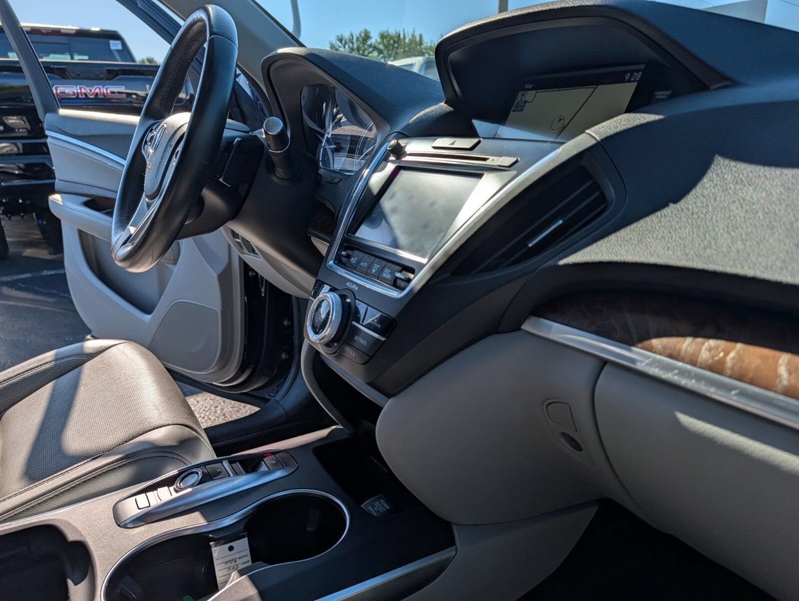 Used 2020 Acura MDX w/ Technology Package AWD/4WD image 27