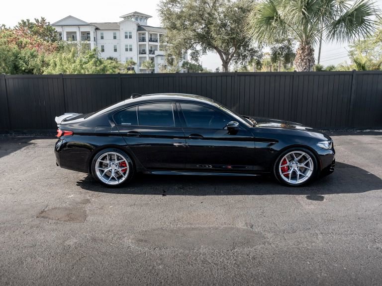 Used 2021 BMW M5 w/ Executive Package image 26