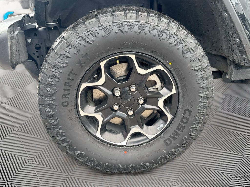 Certified 2021 Jeep Wrangler Unlimited Rubicon 4xe w/ Cold Weather Group AWD/4WD image 35