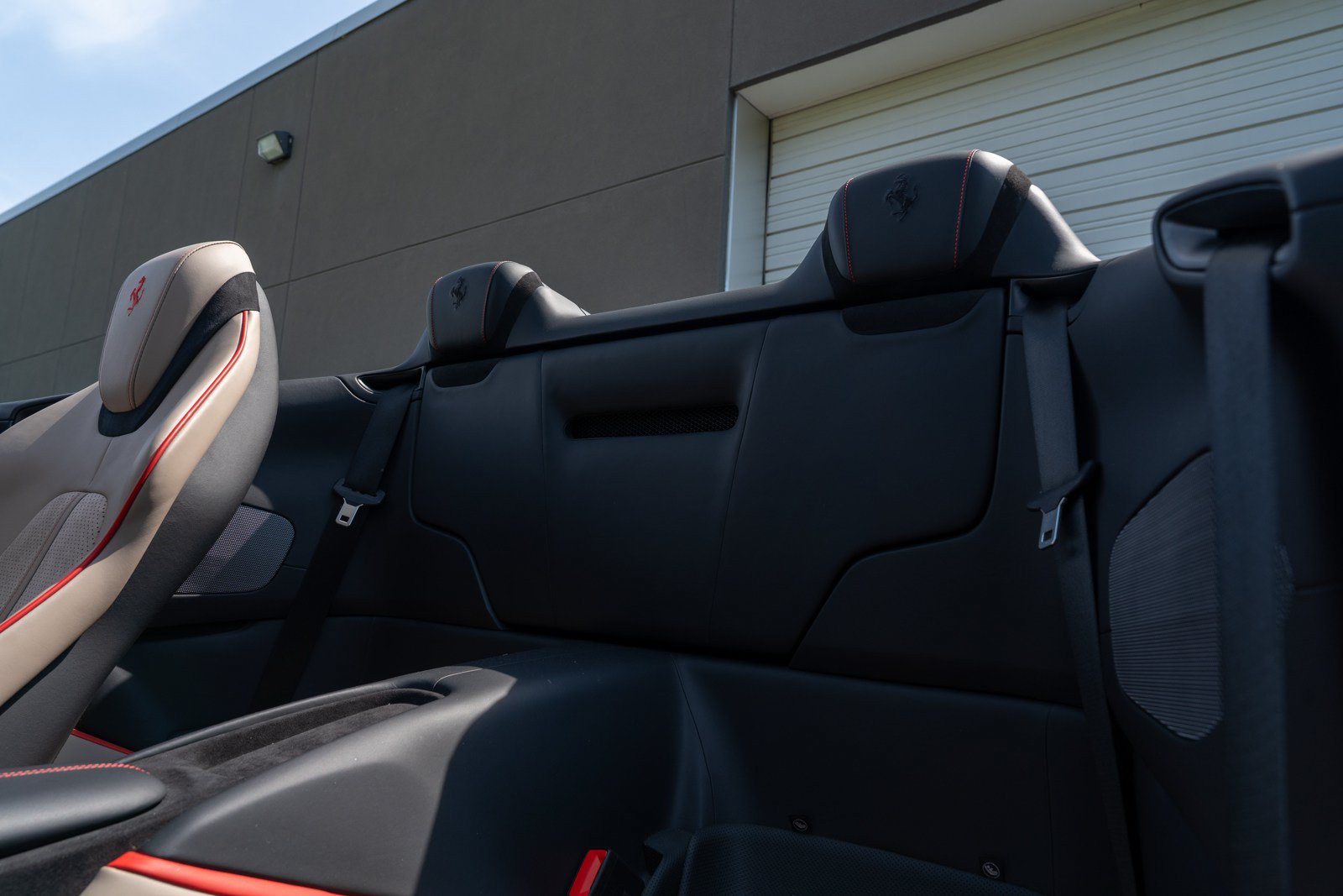 Used 2024 Ferrari Roma Spider RWD image 43