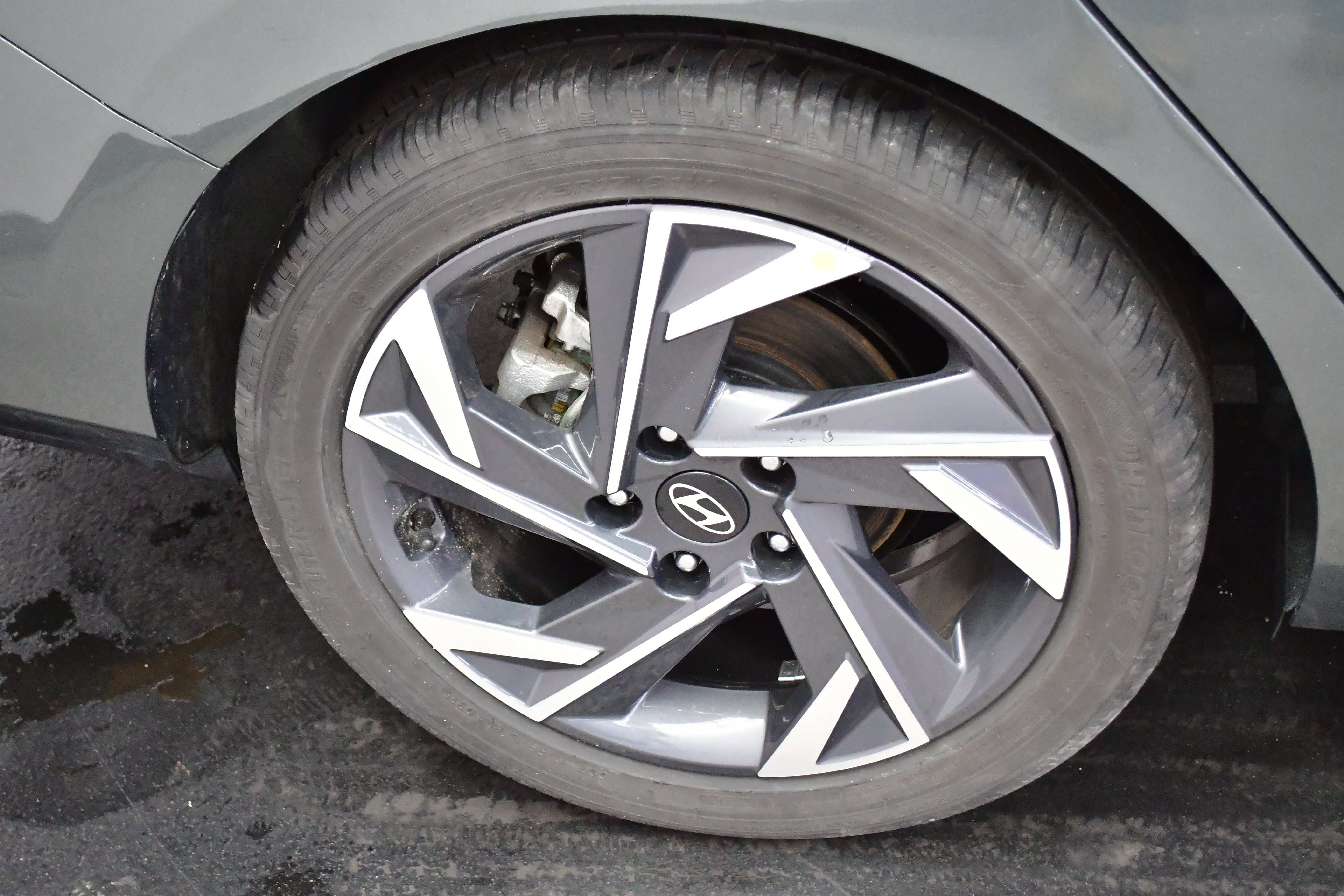 Used 2025 Hyundai Elantra SEL image 65