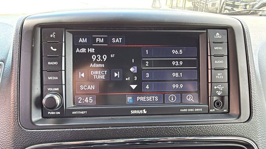 Used 2018 Dodge Grand Caravan SE image 36