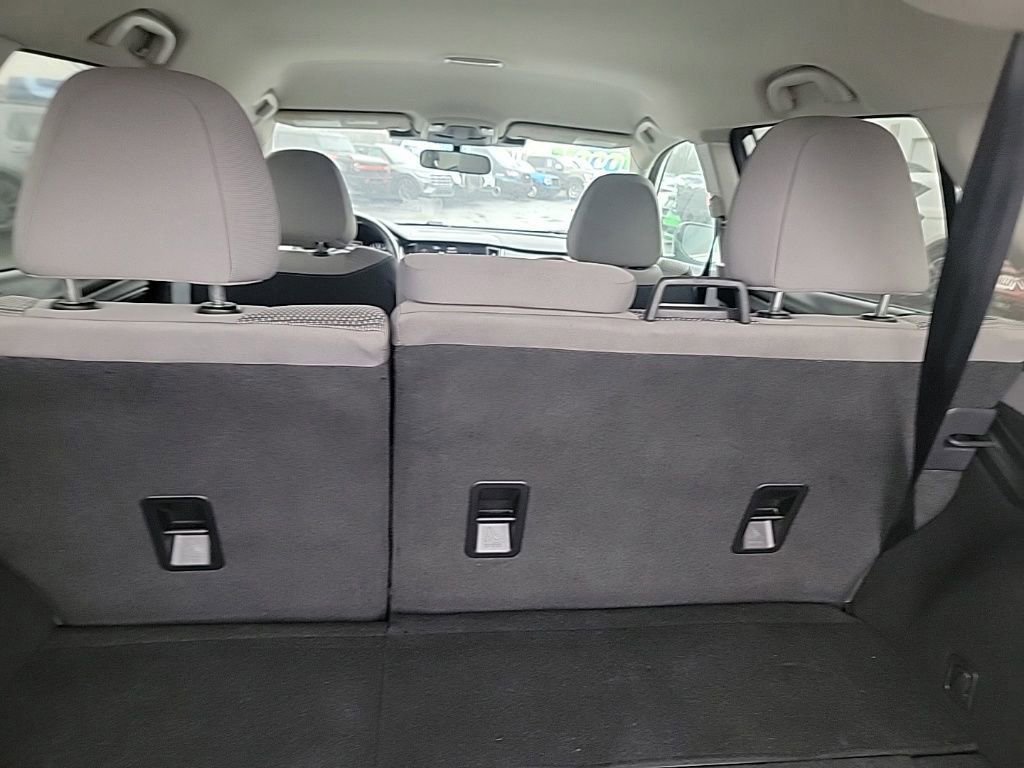 Used 2023 Subaru Outback Premium image 29