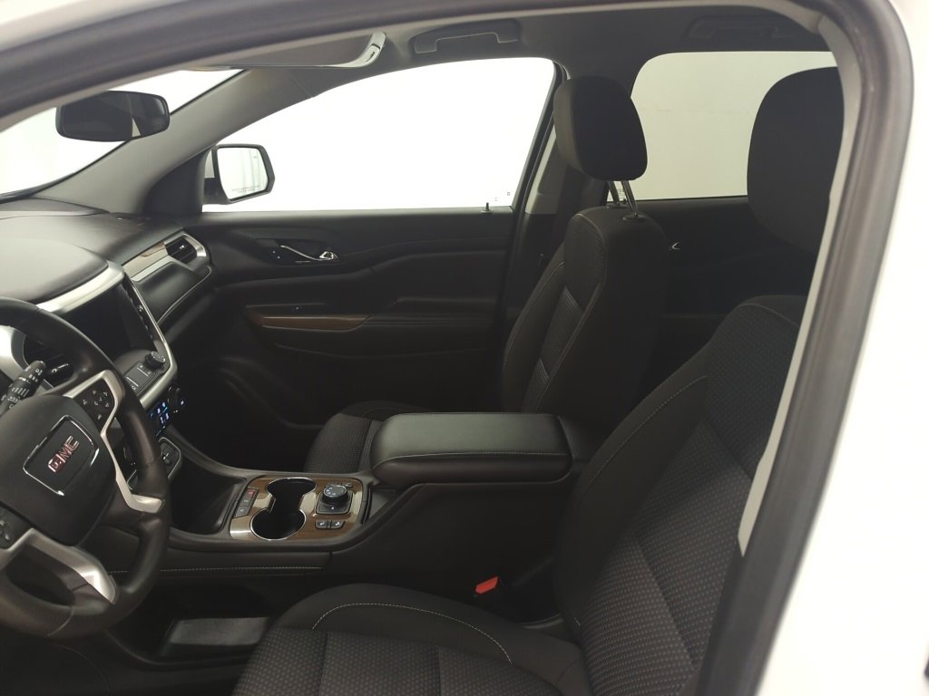 Used 2023 GMC Acadia SLE w/ Driver Convenience Package image 18