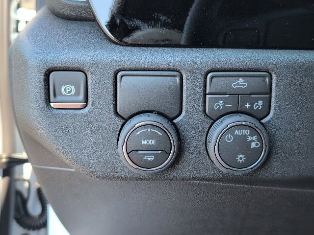 Used 2026 Chevrolet Silverado 1500 LT w/ Protection Package RWD image 17