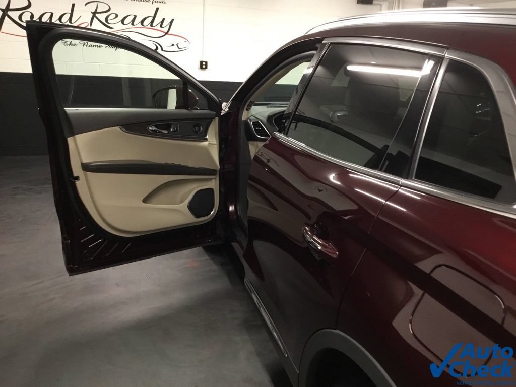 Used 2020 Lincoln Nautilus Reserve AWD/4WD image 17
