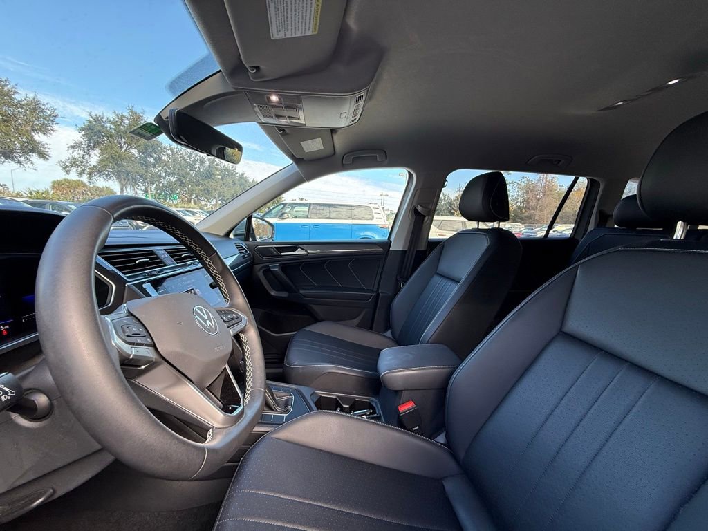 Used 2023 Volkswagen Tiguan SE image 19