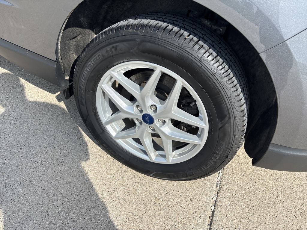 Used 2022 Ford Edge SEL w/ Convenience Package image 8