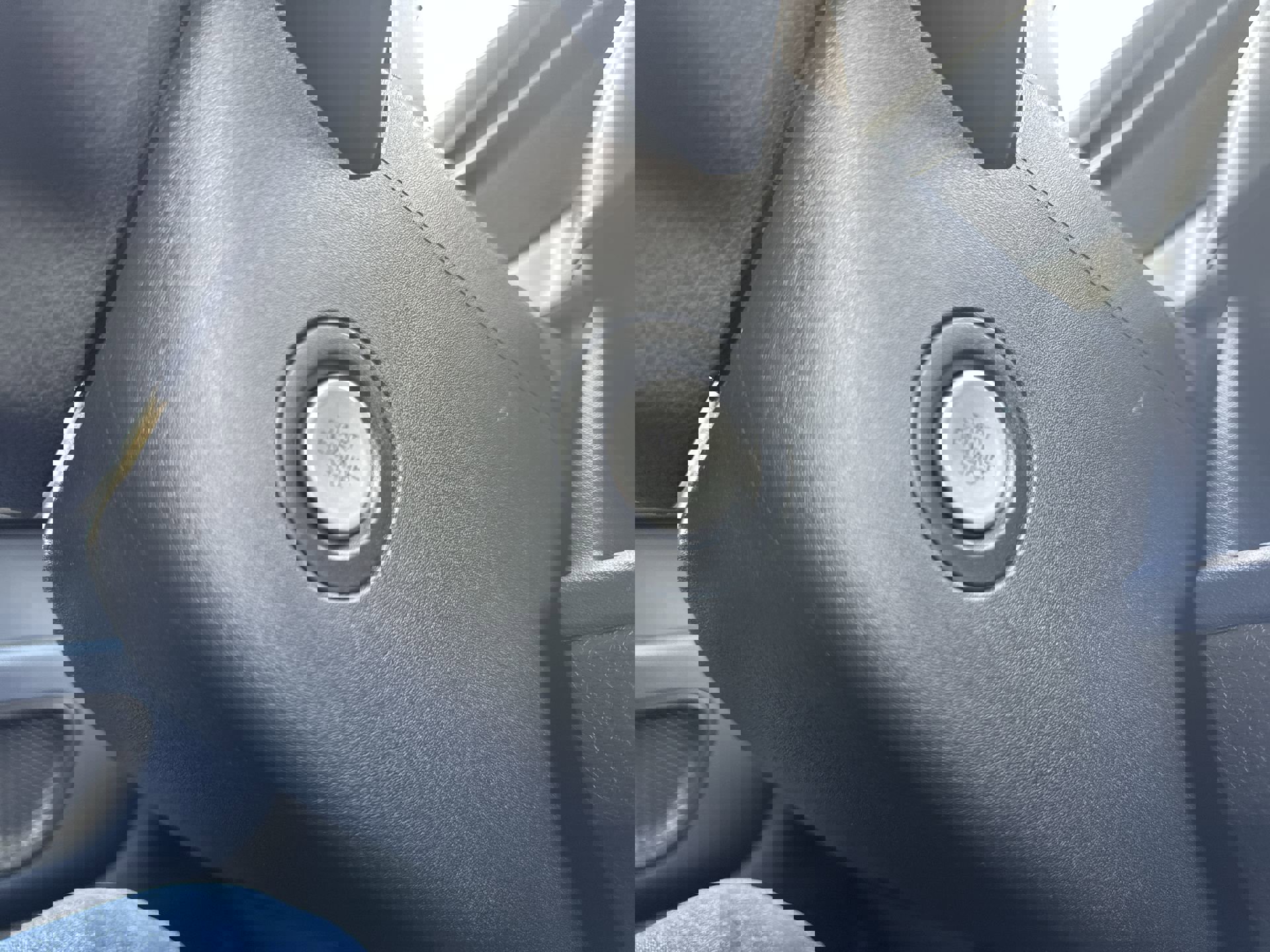 New 2025 Volkswagen ID. Buzz Pro S image 17