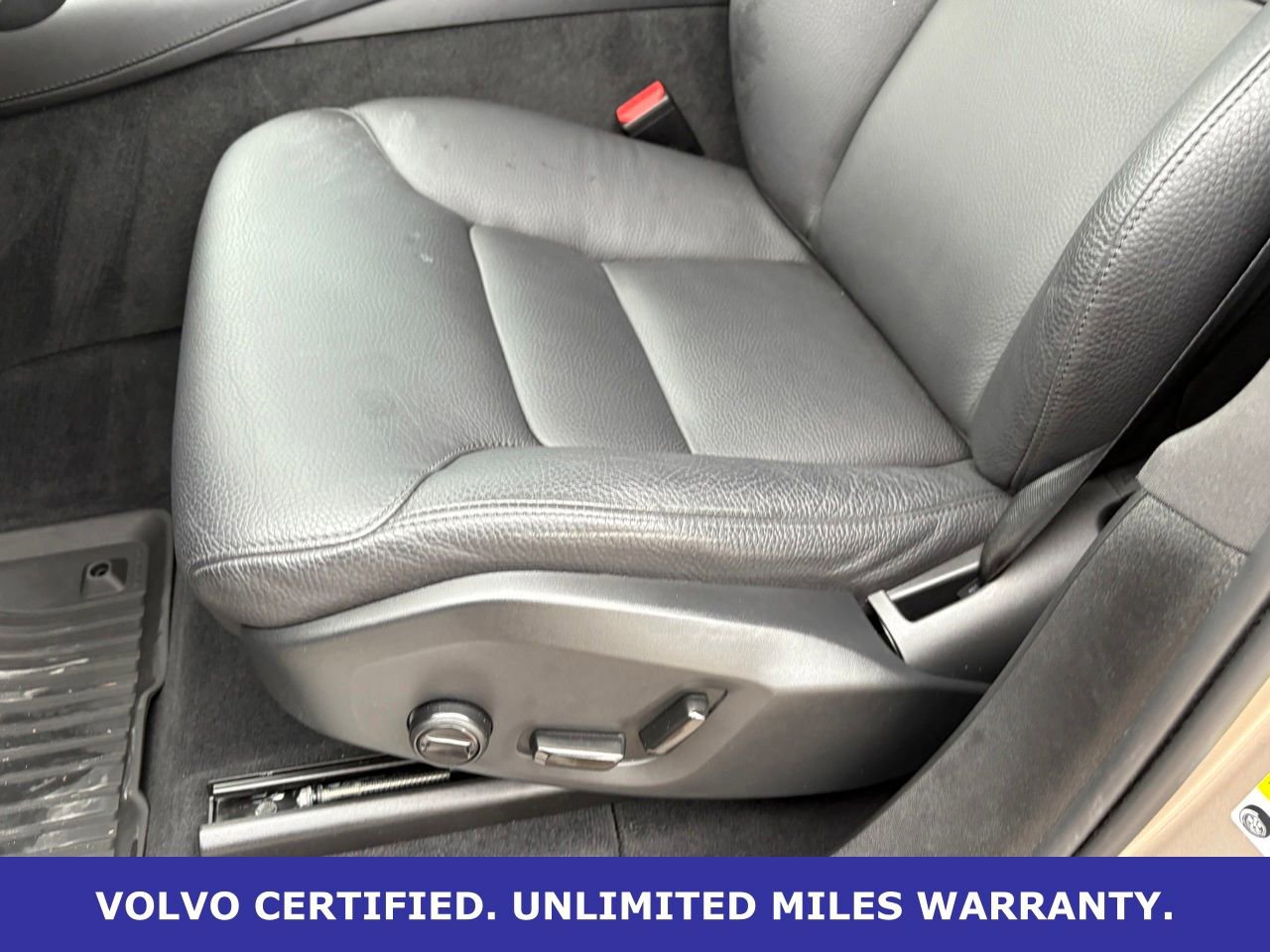 Certified 2024 Volvo XC90 B6 Plus w/ Protection Package Premier AWD/4WD image 30