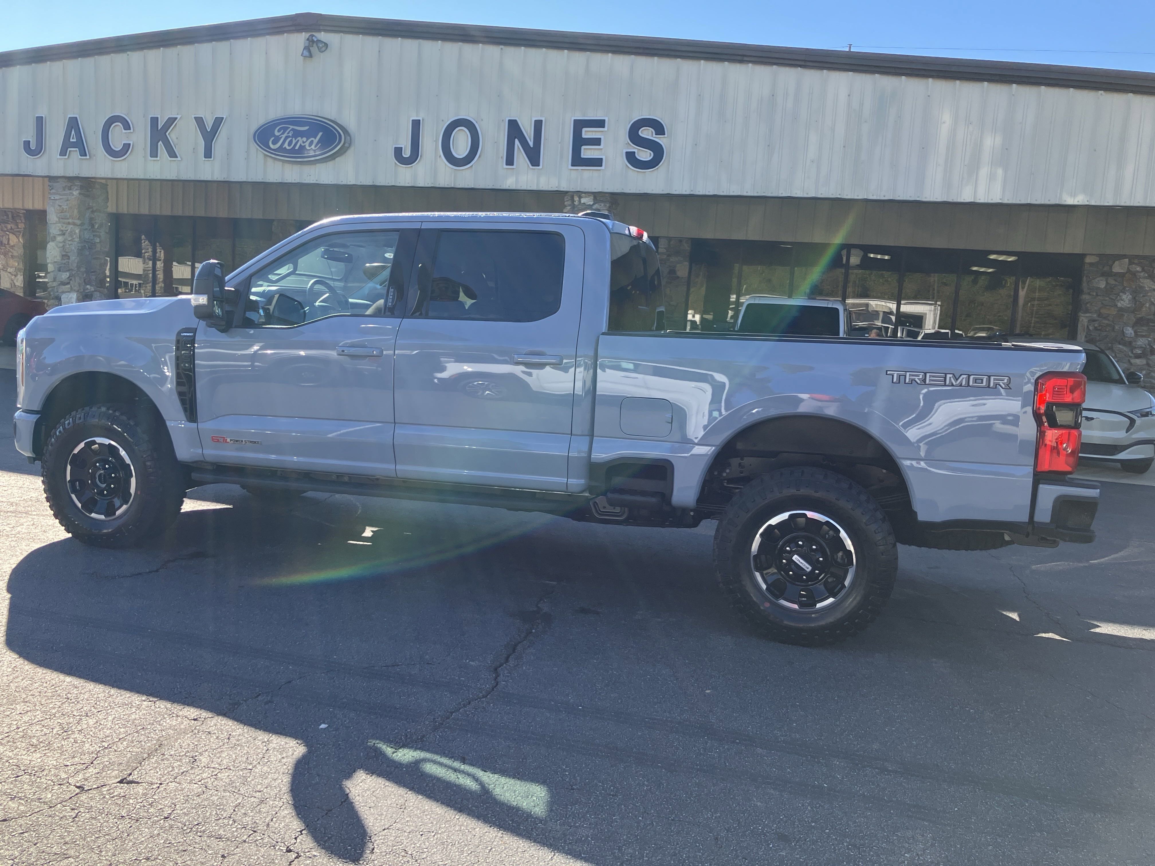 New 2026 Ford F350 Lariat image 1