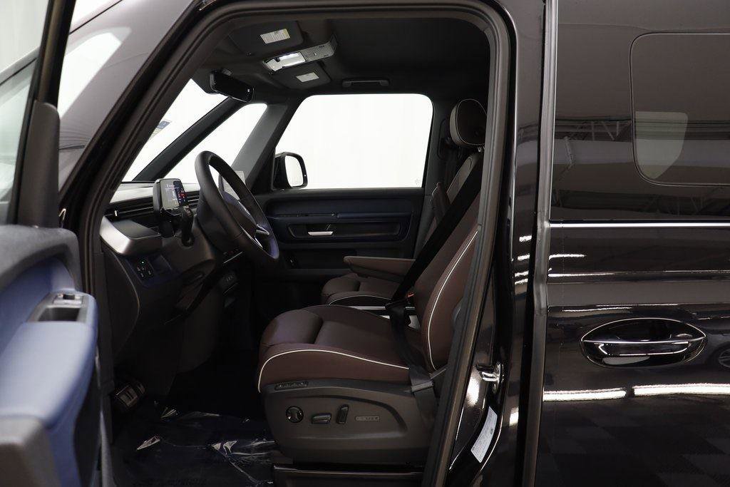 New 2025 Volkswagen ID. Buzz Pro S image 7