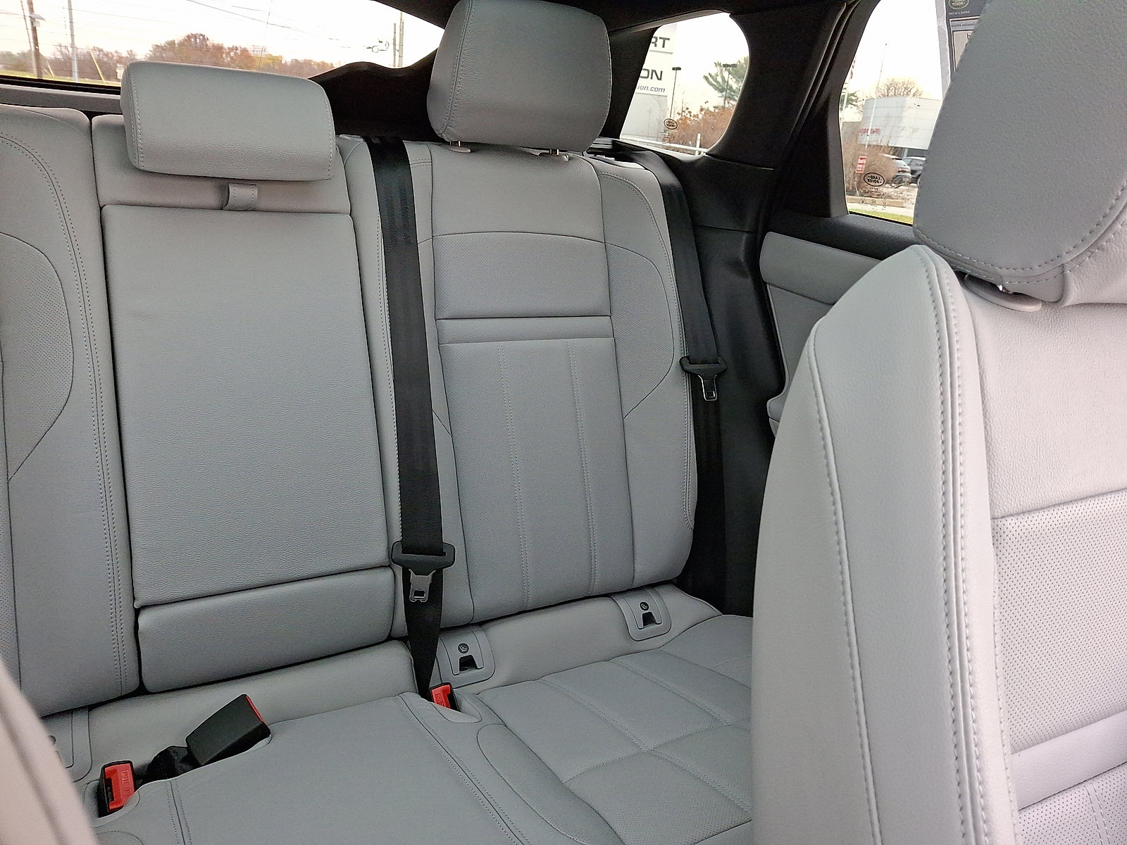 New 2026 Land Rover Range Rover Evoque S image 17