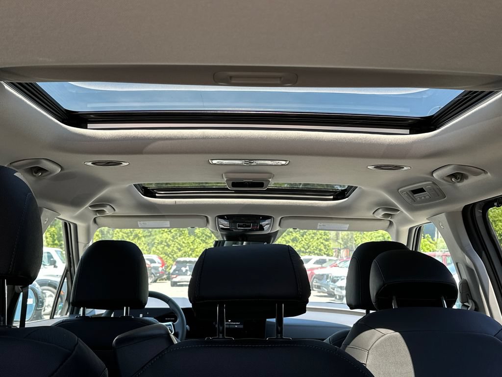New 2026 Kia Carnival SX Prestige FWD image 8