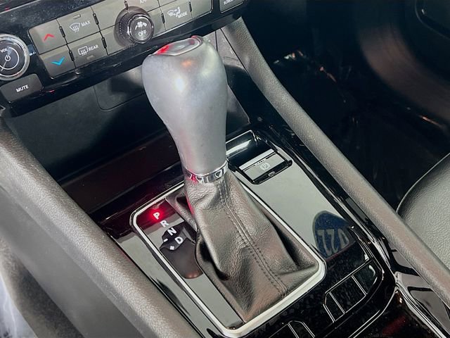 Used 2022 Jeep Compass Altitude FWD image 24