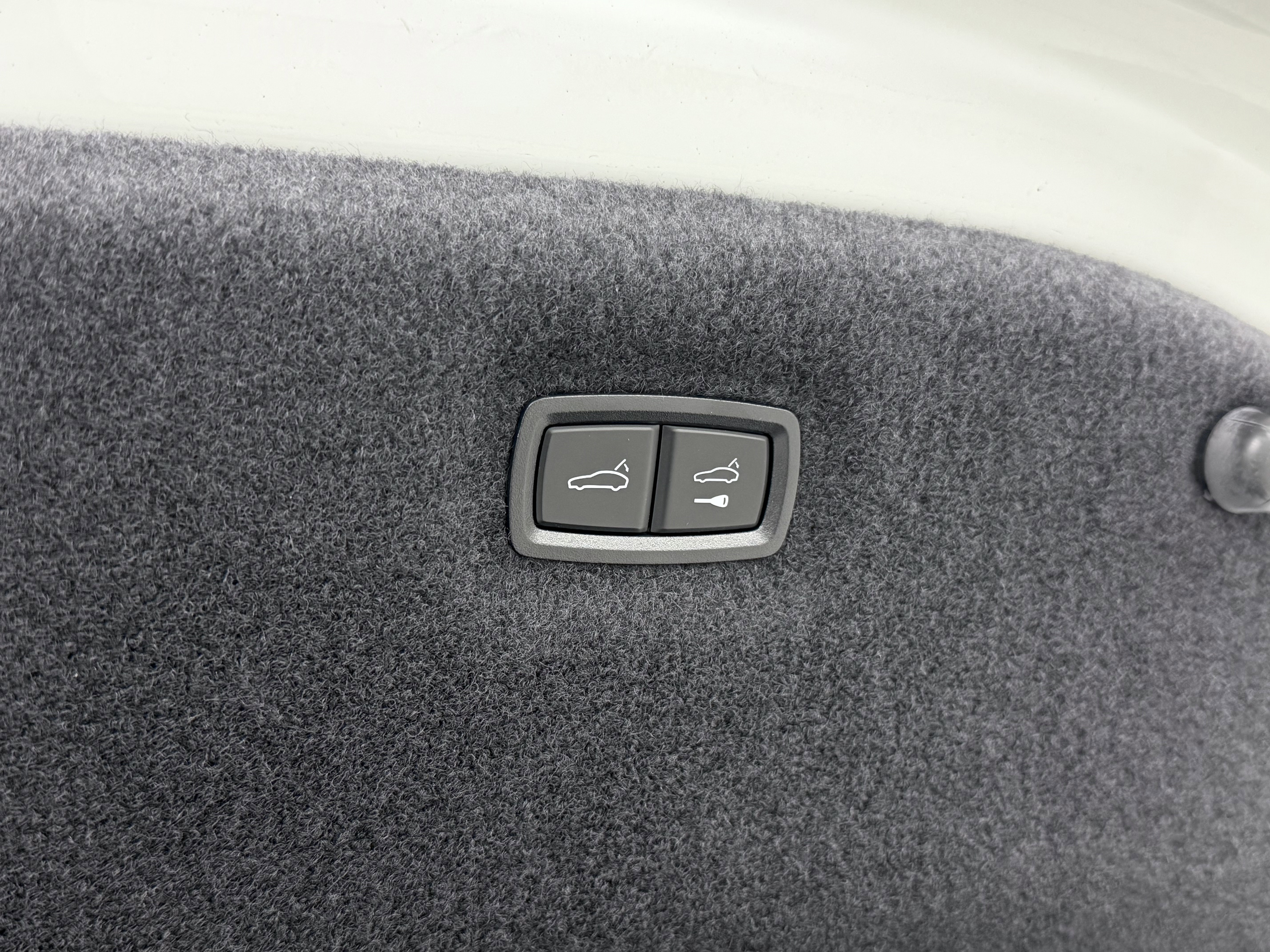 Used 2021 Porsche Taycan 4S image 61