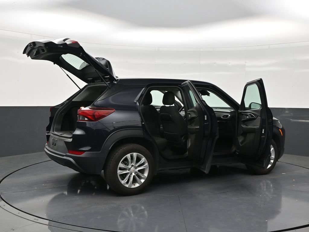 Used 2021 Chevrolet TrailBlazer LS FWD image 28