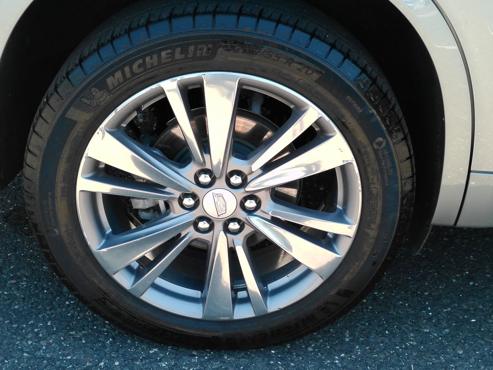 Used 2025 Cadillac XT6 Premium Luxury AWD/4WD image 20