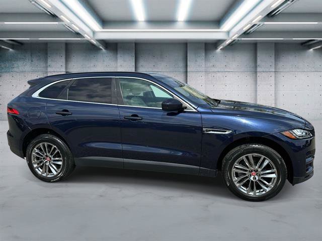 Used 2017 Jaguar F-PACE Prestige AWD/4WD image 3