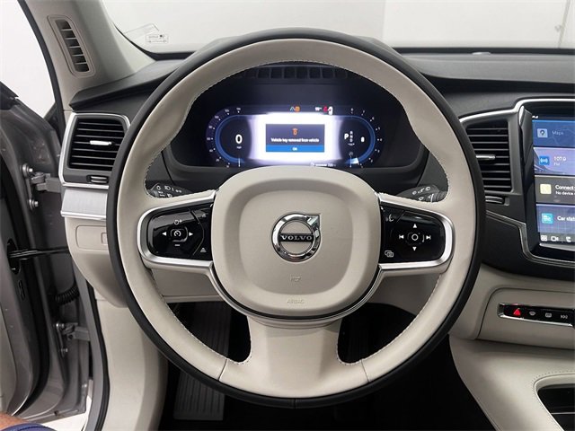 New 2025 Volvo XC90 B5 Core w/ Protection Package Premier image 18
