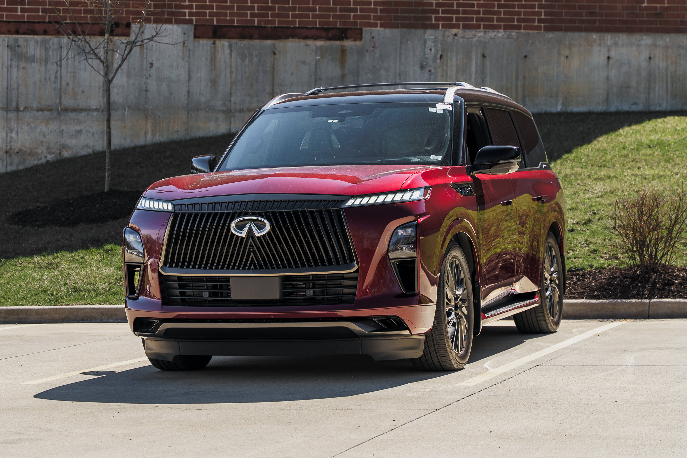 Used 2025 INFINITI QX80 Autograph w/ Autograph Exterior Package AWD/4WD image 7