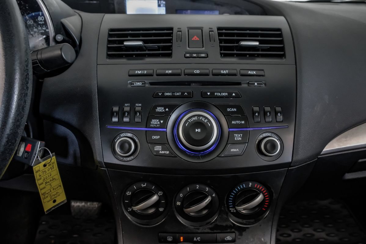 Used 2012 MAZDA MAZDA3 i Grand Touring w/ Tech Pkg FWD image 25