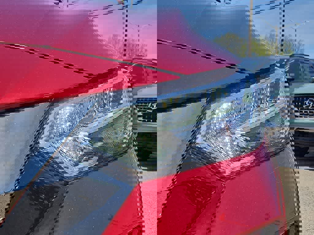 Used 2022 Nissan Sentra SR w/ Trunk Package image 9