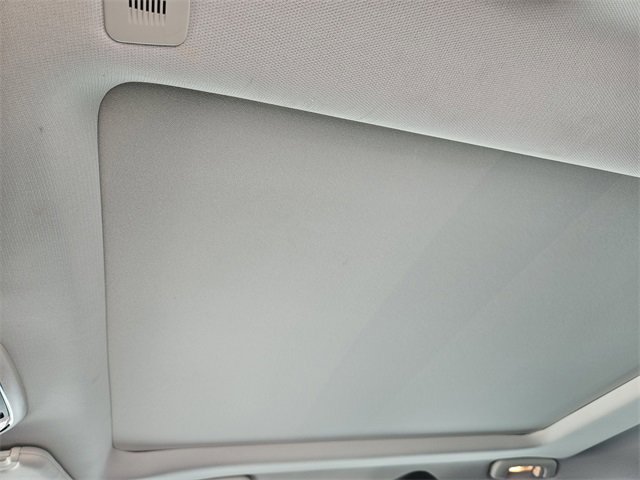 Used 2023 Chrysler 300 Touring L w/ Popular Equipment Group image 30