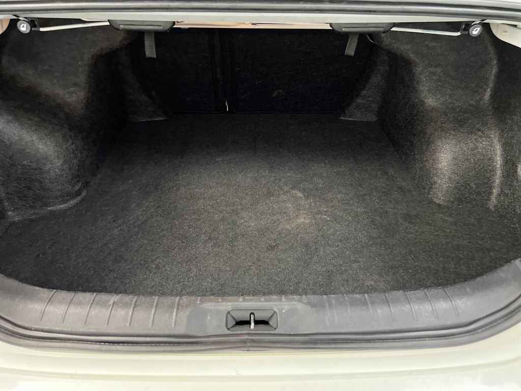 Used 2024 Nissan Altima 2.5 SV AWD/4WD image 31