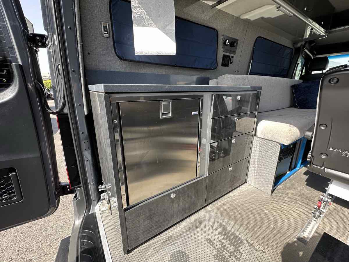 Used 2020 Mercedes-Benz Sprinter 2500 image 32
