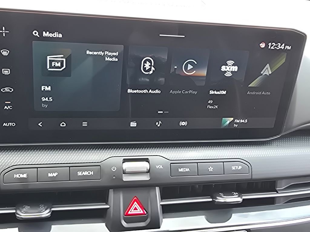 Certified 2025 Kia K4 GT-Line image 16