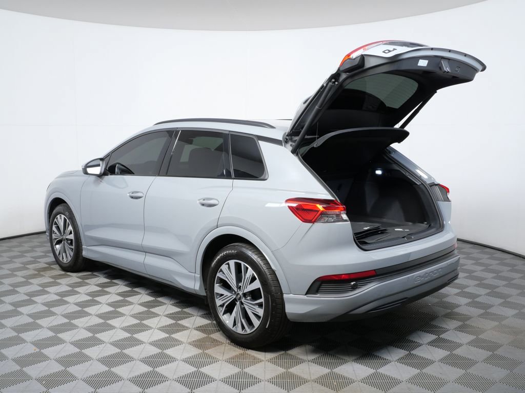 Used 2025 Audi Q4 e-tron Premium Plus w/ Premium Plus image 31