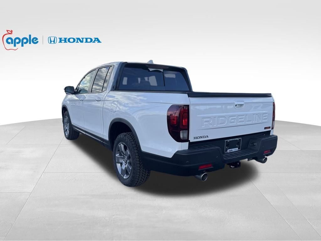 Used 2025 Honda Ridgeline TrailSport image 7