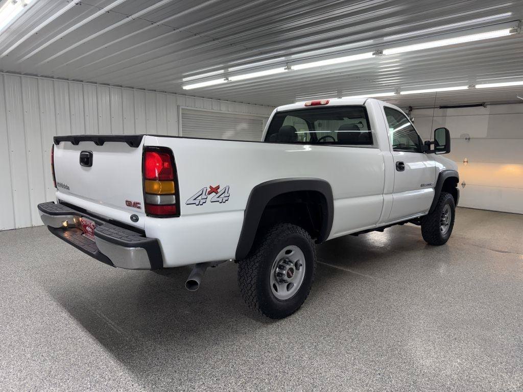 Used 2005 GMC Sierra 2500 W/T AWD/4WD image 6