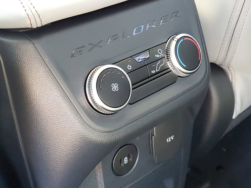 New 2026 Ford Explorer Active w/ Active Comfort Package image 33