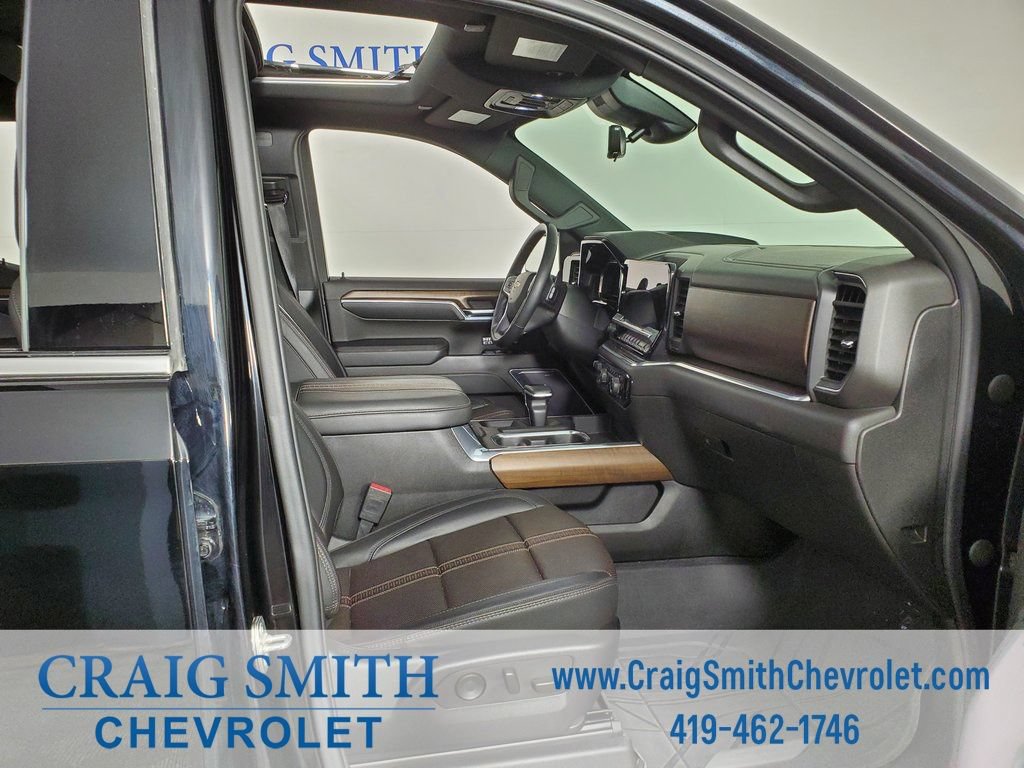 Used 2023 Chevrolet Silverado 1500 High Country w/ High Country Premium Package AWD/4WD image 46