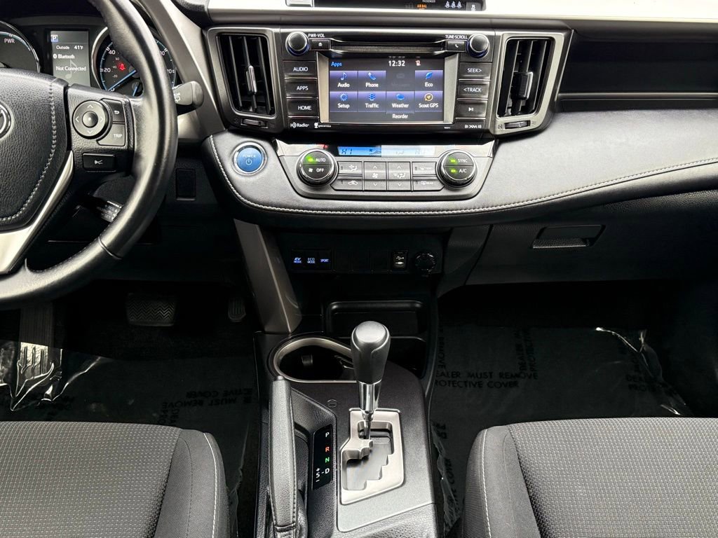 Used 2018 Toyota RAV4 XLE image 30