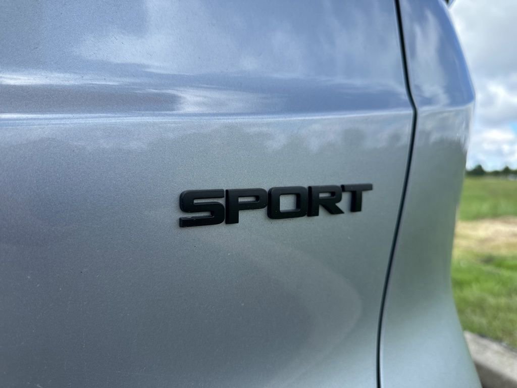 Used 2023 Honda CR-V Sport image 4