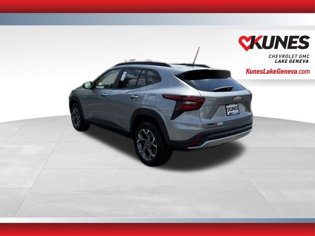 Used 2024 Chevrolet Trax LT FWD image 9