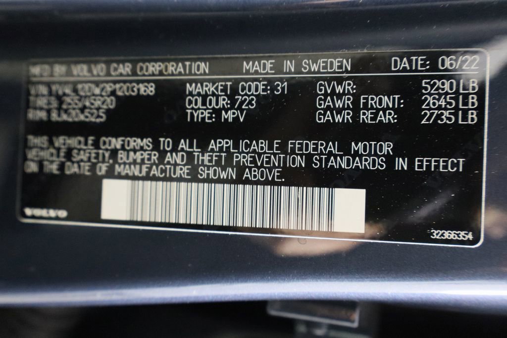 Used 2023 Volvo XC60 B5 Plus w/ Climate Package image 38