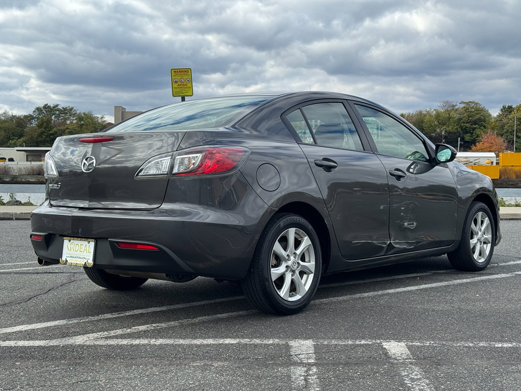 Used 2010 MAZDA MAZDA3 i Touring image 6
