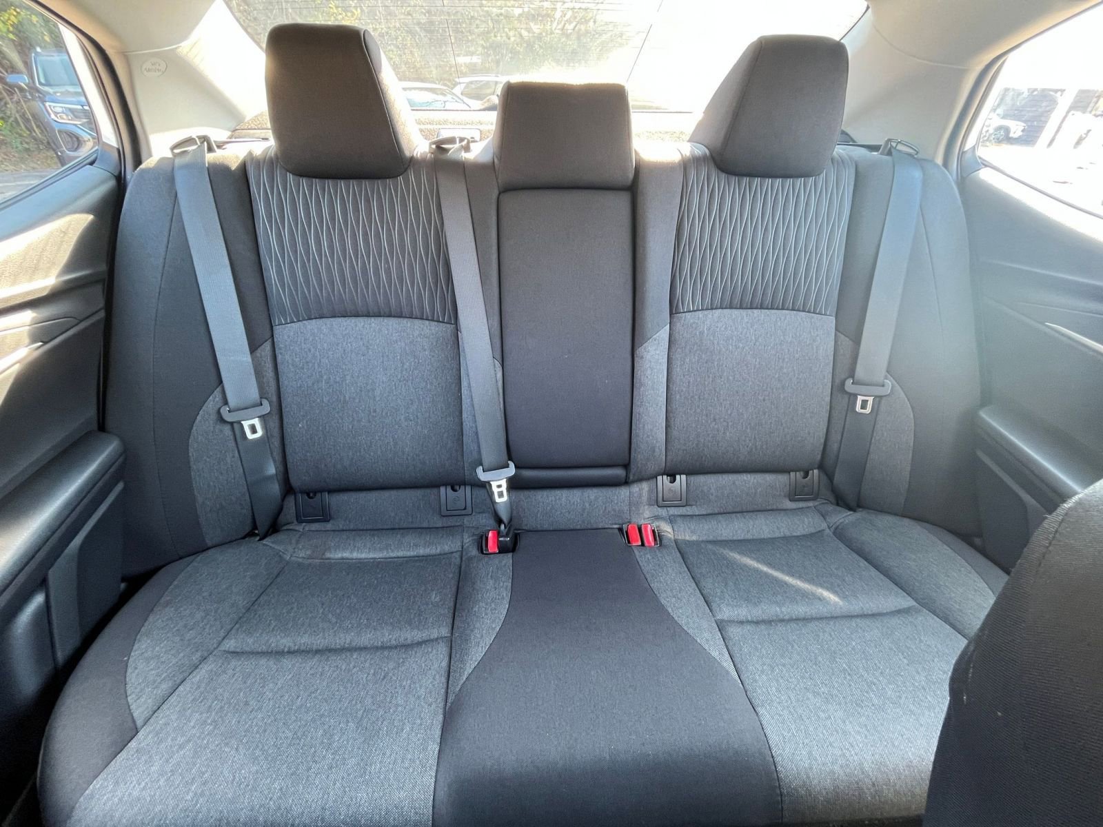 Used 2025 Toyota Camry LE image 33