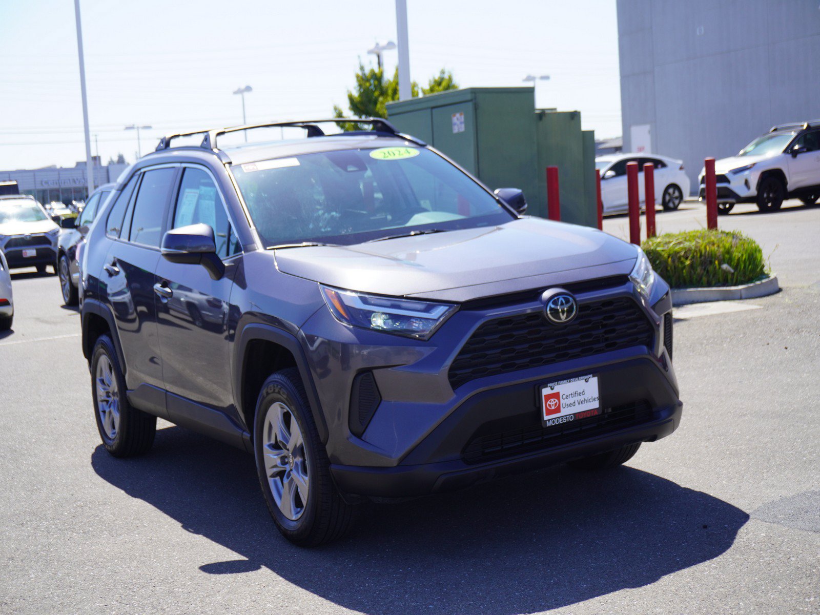 Used 2024 Toyota RAV4 XLE w/ Convenience Package AWD/4WD image 1