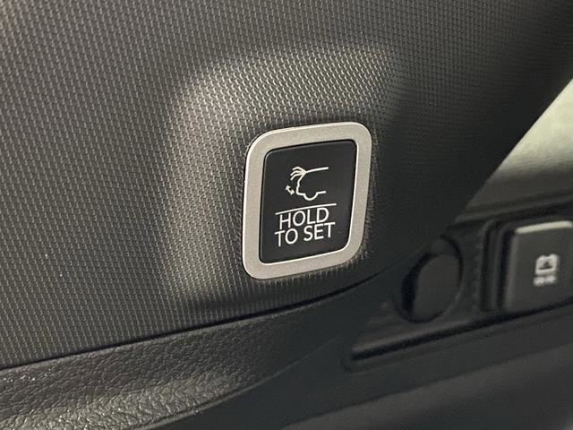 New 2026 Jeep Grand Cherokee Altitude image 16