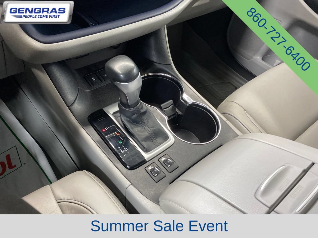Used 2016 Toyota Highlander XLE w/ Protection Package #3 AWD/4WD image 16