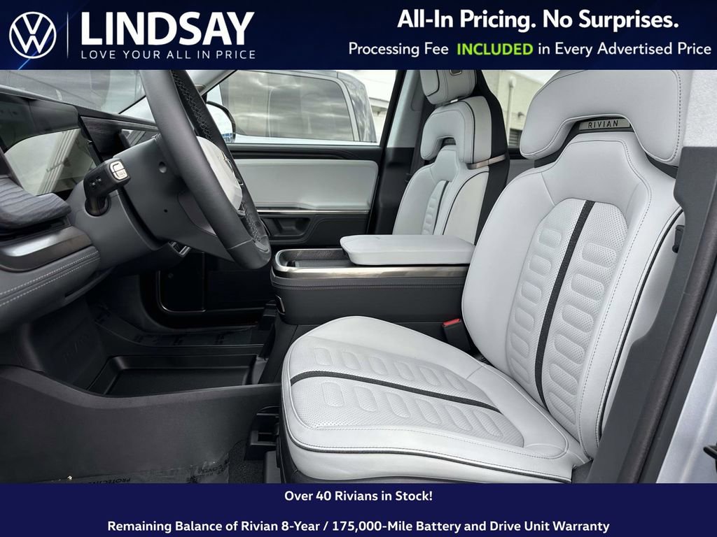 Used 2023 Rivian R1S Adventure image 11