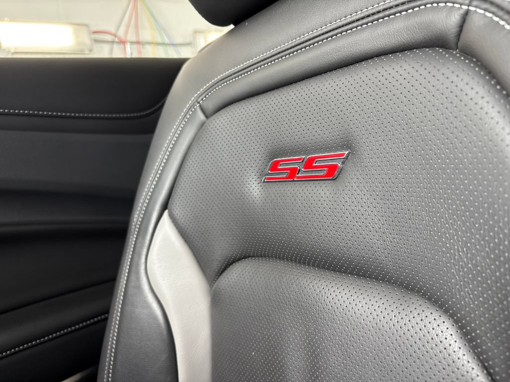 Used 2023 Chevrolet Camaro SS RWD image 45