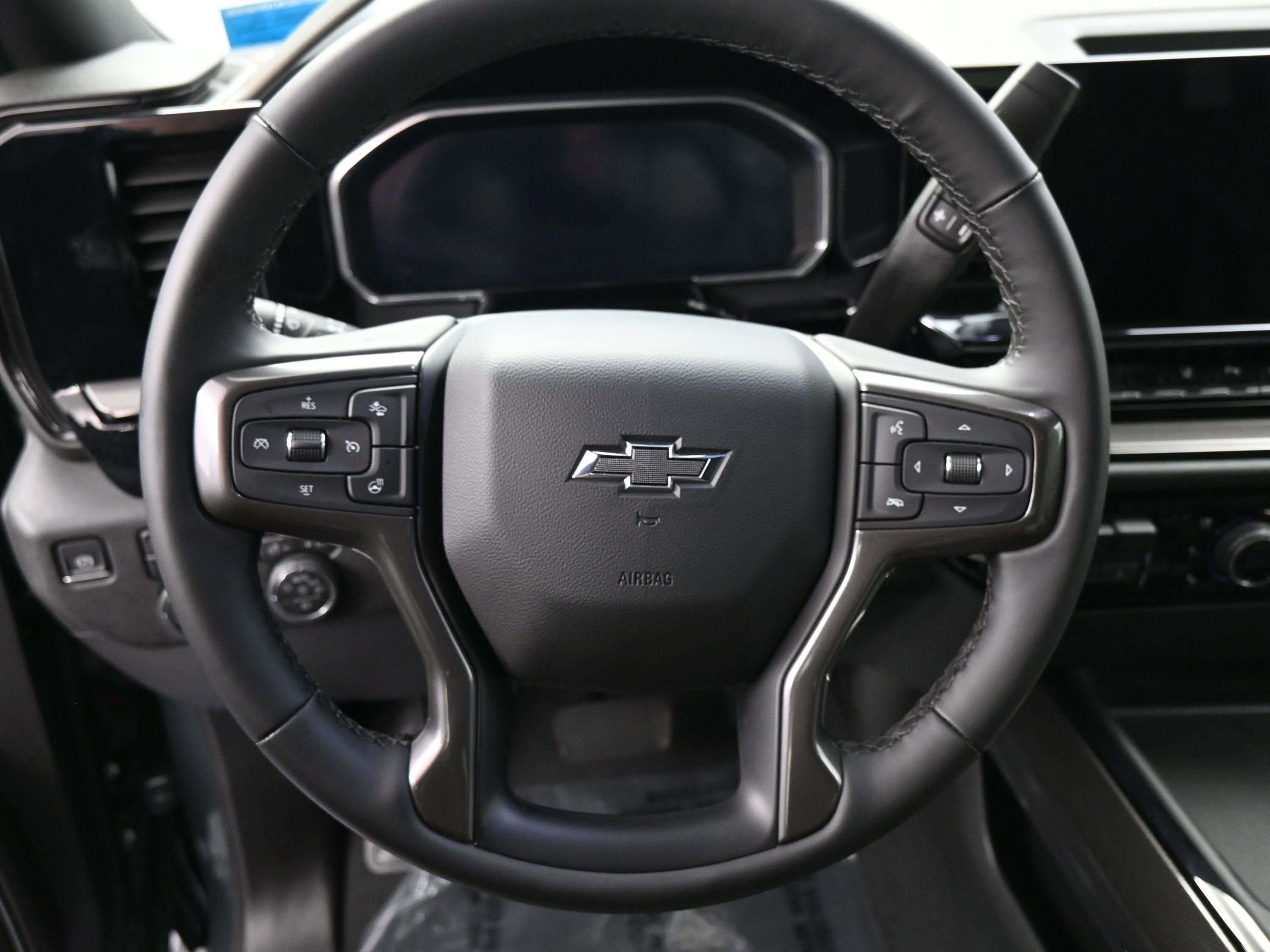 Used 2026 Chevrolet Silverado 2500 ZR2 image 14