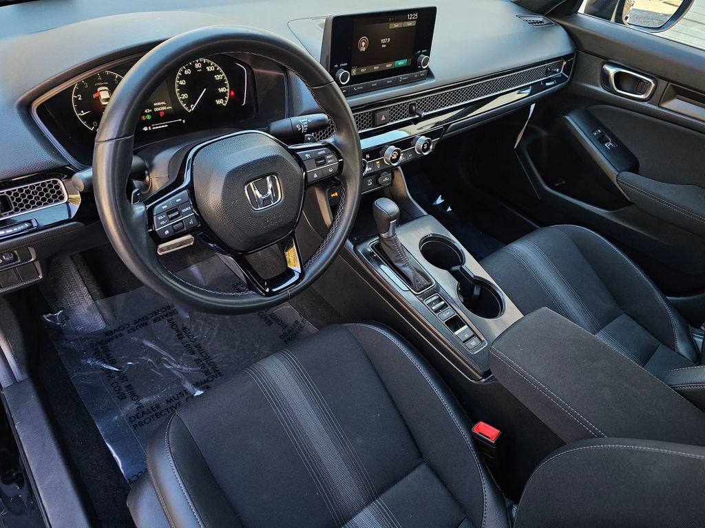Used 2025 Honda Civic Sport image 9